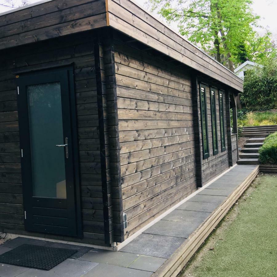 Haags Hopje Gardenhouse Chalet *